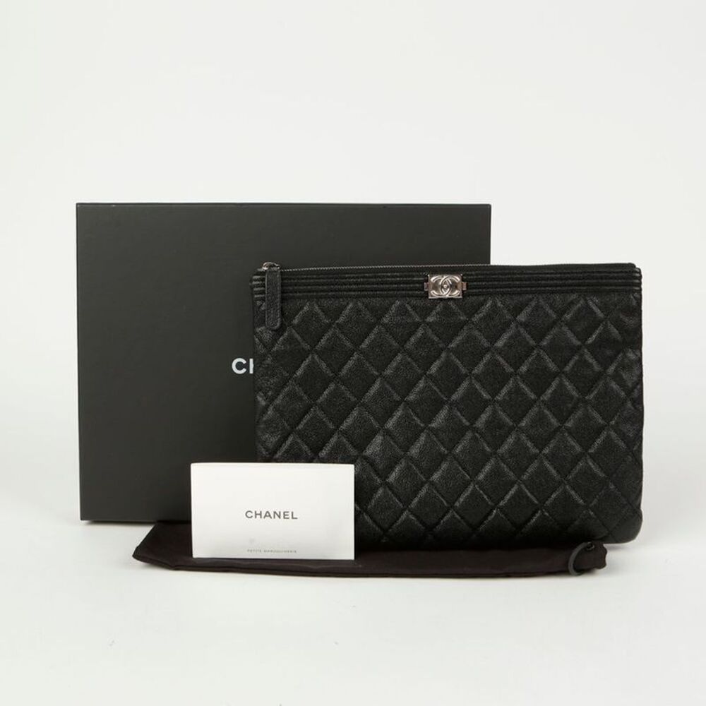 Caviar Skin Boy New Medium Clutch
